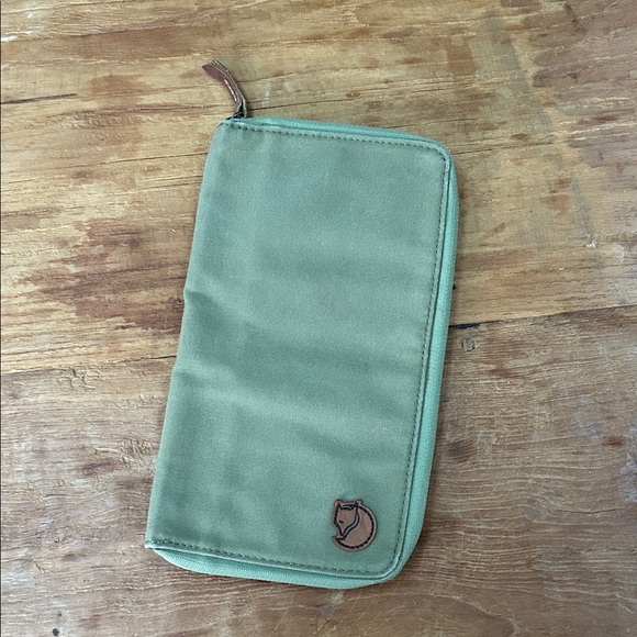 Fjallraven Handbags - Fjällräven Green Travel Wallet with Fox Logo
